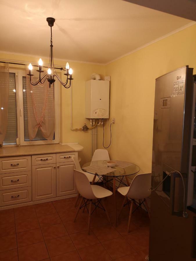 Chic Apartment เบรยลา ภายนอก รูปภาพ